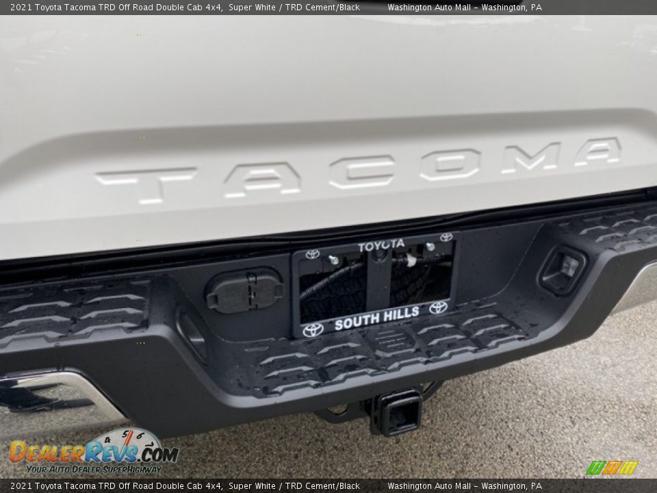 2021 Toyota Tacoma TRD Off Road Double Cab 4x4 Super White / TRD Cement/Black Photo #21