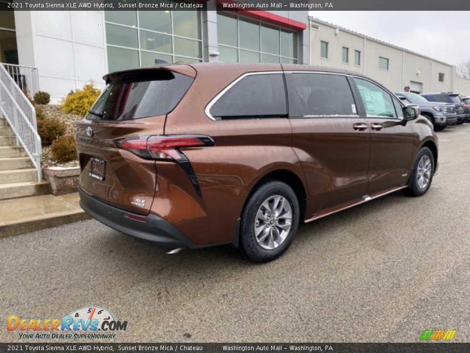 Sunset Bronze Mica 2021 Toyota Sienna XLE AWD Hybrid Photo #15