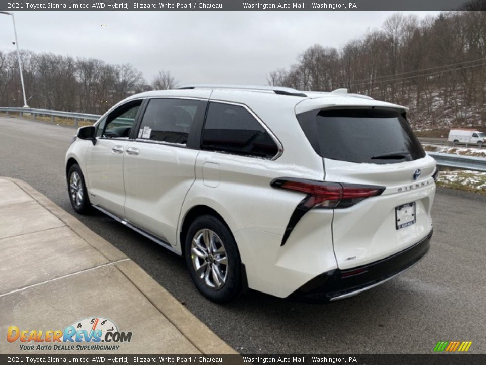 2021 Toyota Sienna Limited AWD Hybrid Blizzard White Pearl / Chateau Photo #2