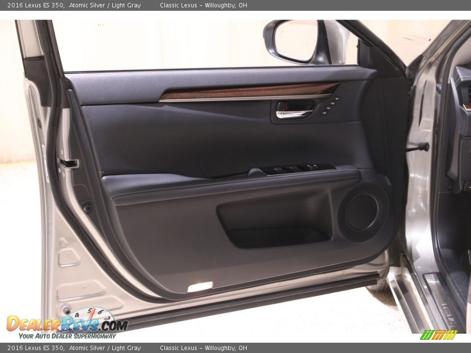 Door Panel of 2016 Lexus ES 350 Photo #4