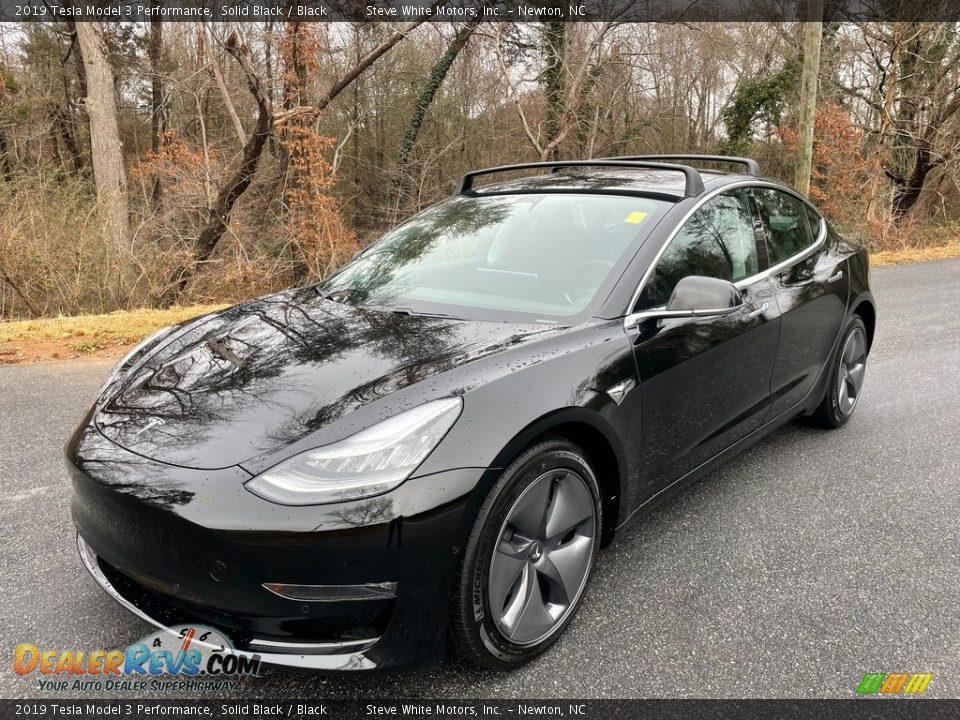 Front 3/4 View of 2019 Tesla Model 3 Performance Photo #3