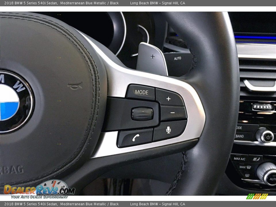 2018 BMW 5 Series 540i Sedan Steering Wheel Photo #19