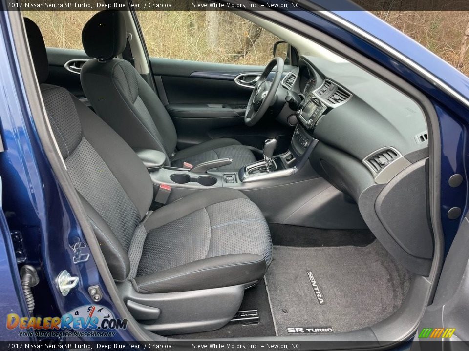 Front Seat of 2017 Nissan Sentra SR Turbo Photo #15