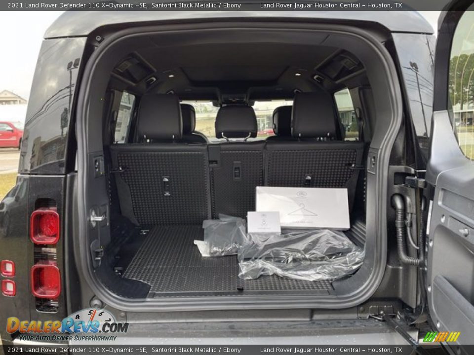 2021 Land Rover Defender 110 X-Dynamic HSE Trunk Photo #32