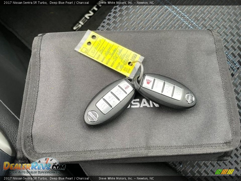 Keys of 2017 Nissan Sentra SR Turbo Photo #28