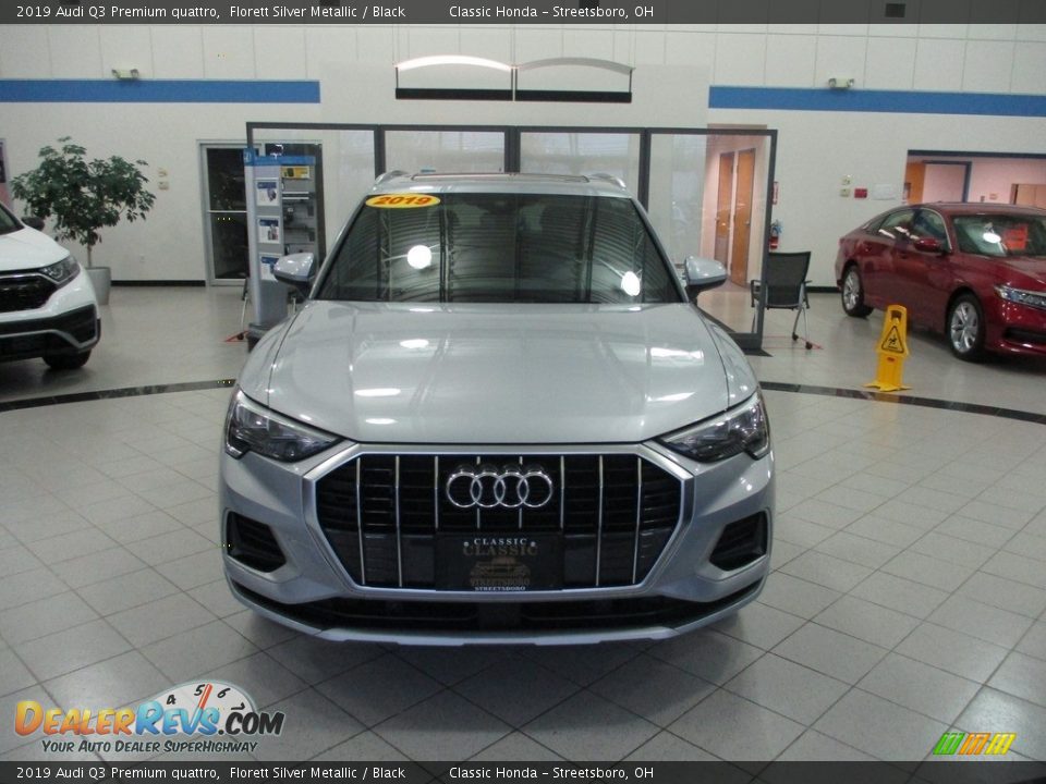 2019 Audi Q3 Premium quattro Florett Silver Metallic / Black Photo #2