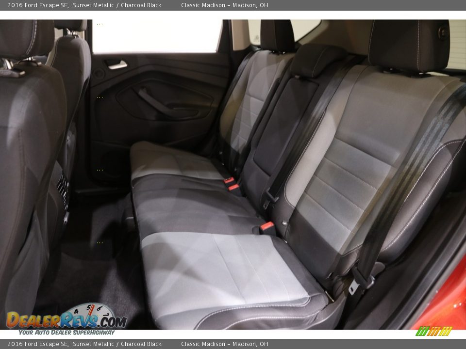 2016 Ford Escape SE Sunset Metallic / Charcoal Black Photo #20
