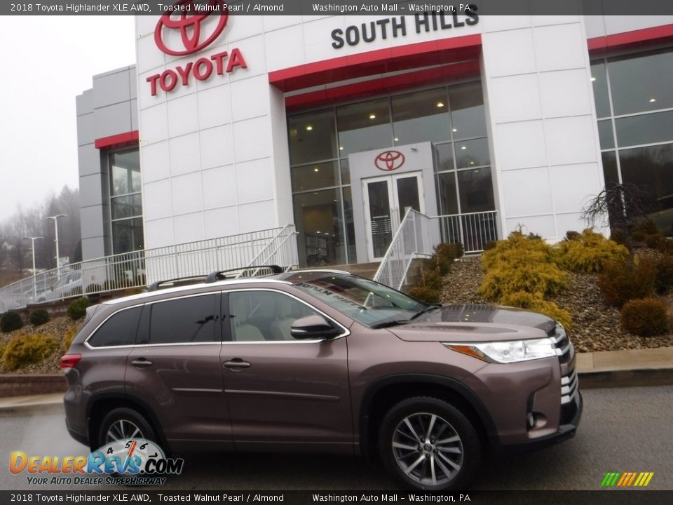 2018 Toyota Highlander XLE AWD Toasted Walnut Pearl / Almond Photo #2