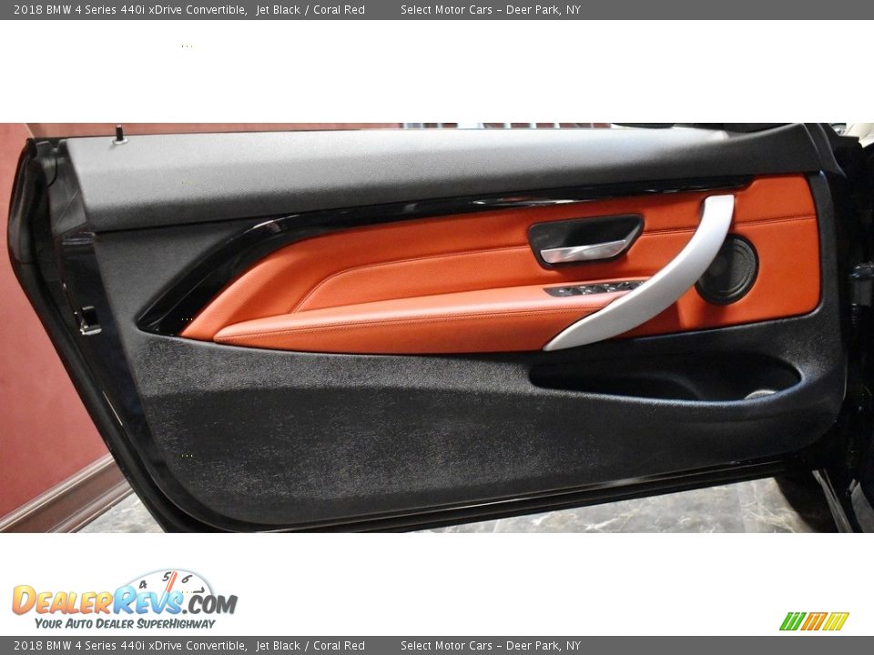 Door Panel of 2018 BMW 4 Series 440i xDrive Convertible Photo #22