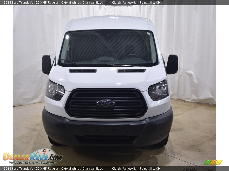 2018 Ford Transit Van 250 MR Regular Oxford White / Charcoal Black Photo #4