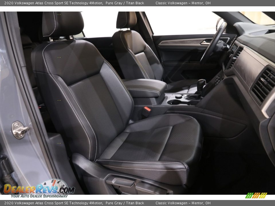 2020 Volkswagen Atlas Cross Sport SE Technology 4Motion Pure Gray / Titan Black Photo #15