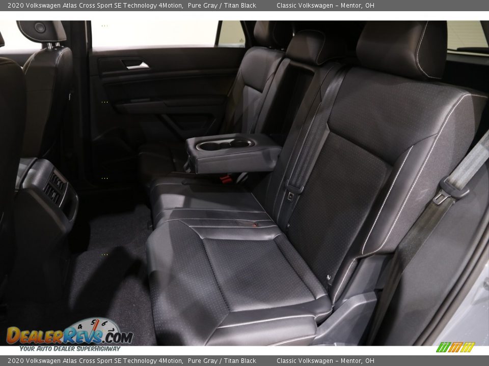 2020 Volkswagen Atlas Cross Sport SE Technology 4Motion Pure Gray / Titan Black Photo #18