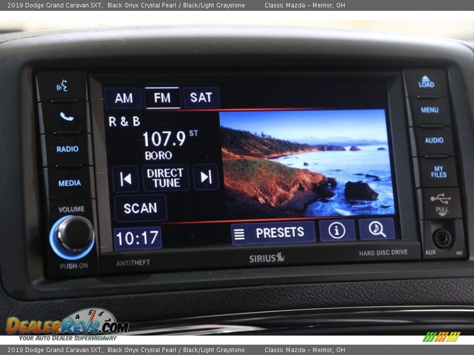 2019 Dodge Grand Caravan SXT Black Onyx Crystal Pearl / Black/Light Graystone Photo #11