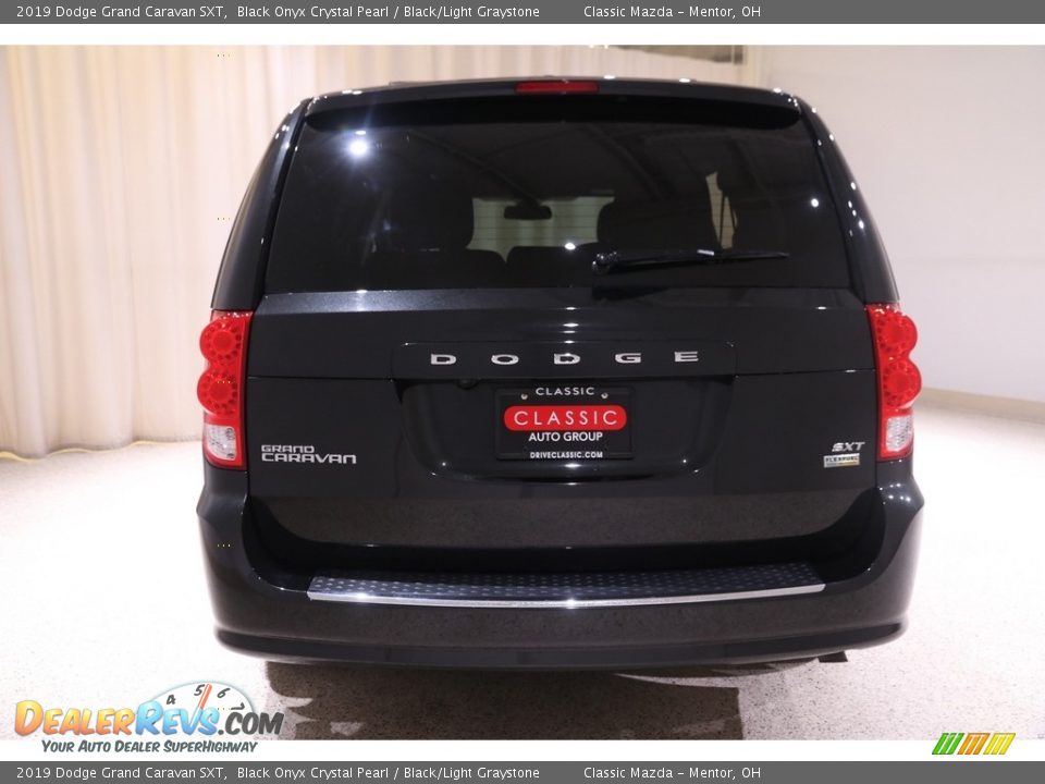 2019 Dodge Grand Caravan SXT Black Onyx Crystal Pearl / Black/Light Graystone Photo #21