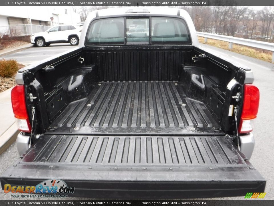 2017 Toyota Tacoma SR Double Cab 4x4 Silver Sky Metallic / Cement Gray Photo #17