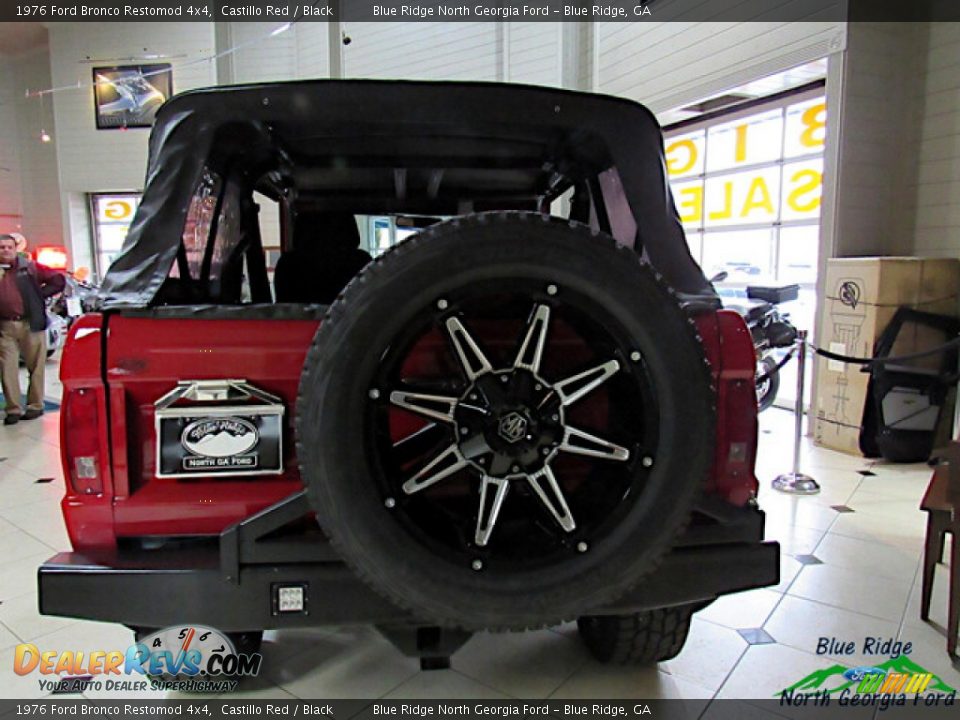 1976 Ford Bronco Restomod 4x4 Castillo Red / Black Photo #5