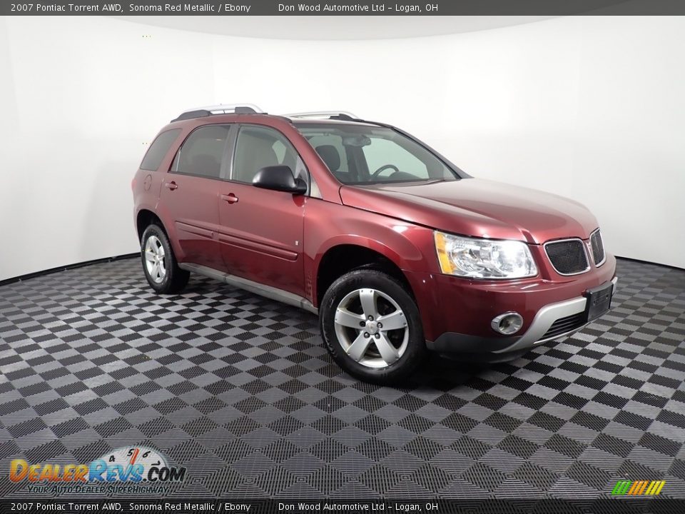 Front 3/4 View of 2007 Pontiac Torrent AWD Photo #4