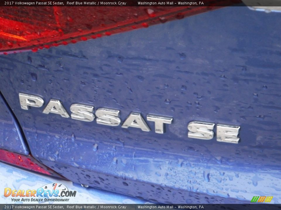 2017 Volkswagen Passat SE Sedan Reef Blue Metallic / Moonrock Gray Photo #17