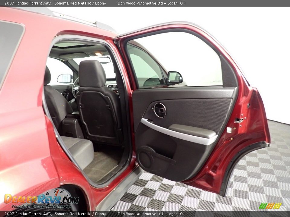 2007 Pontiac Torrent AWD Sonoma Red Metallic / Ebony Photo #25