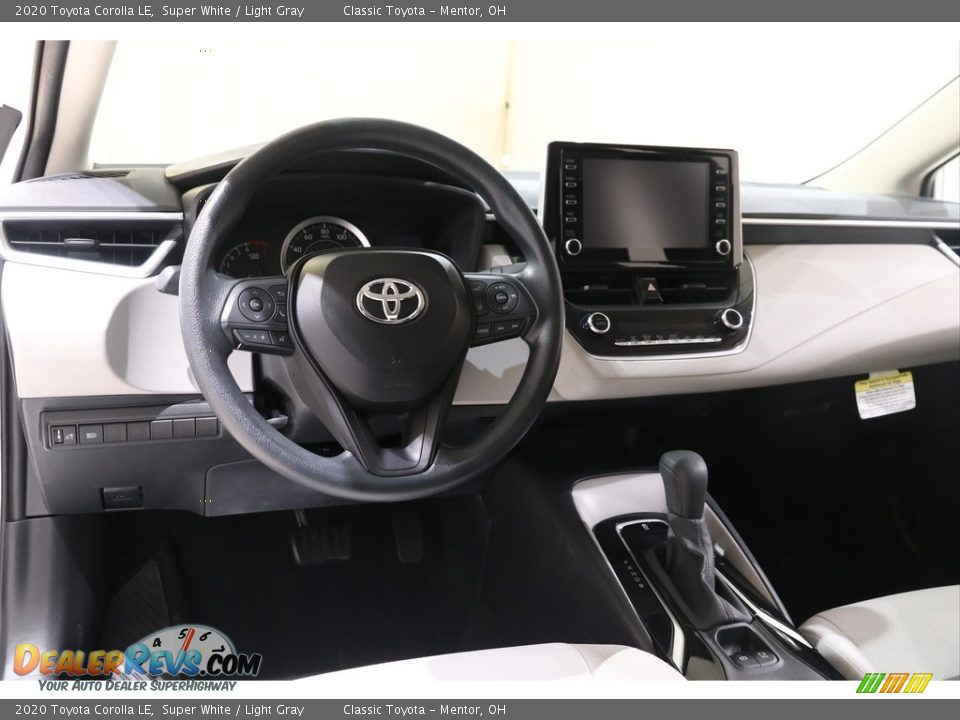 2020 Toyota Corolla LE Super White / Light Gray Photo #6