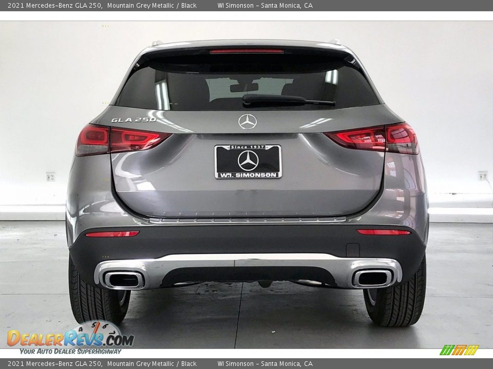 2021 Mercedes-Benz GLA 250 Mountain Grey Metallic / Black Photo #3