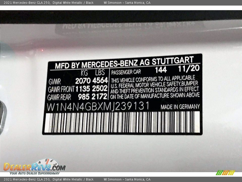 2021 Mercedes-Benz GLA 250 Digital White Metallic / Black Photo #10