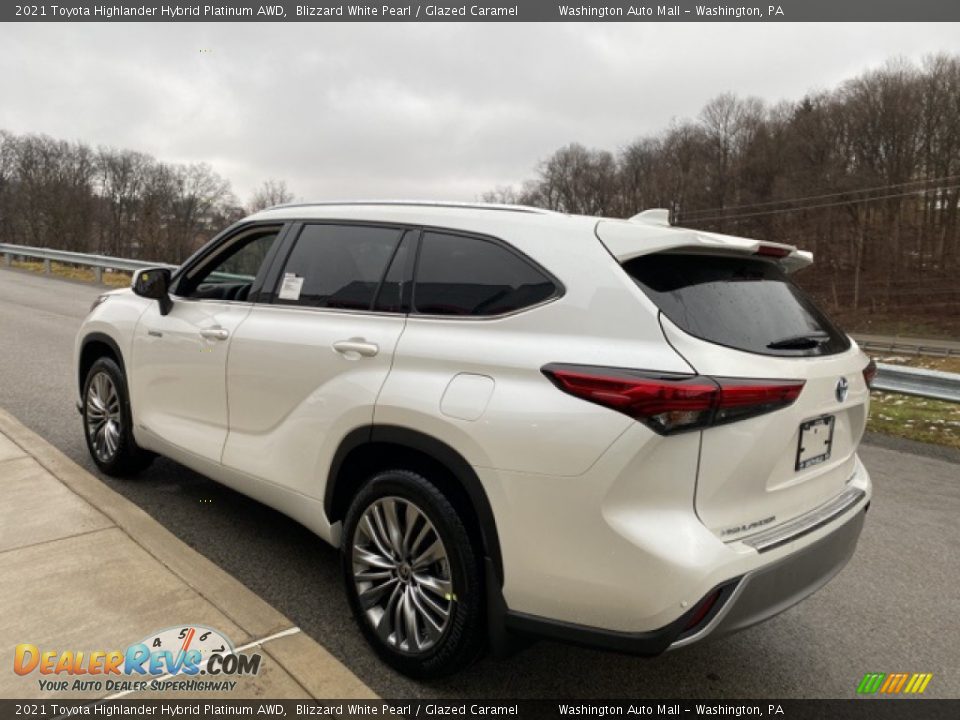 2021 Toyota Highlander Hybrid Platinum AWD Blizzard White Pearl / Glazed Caramel Photo #2