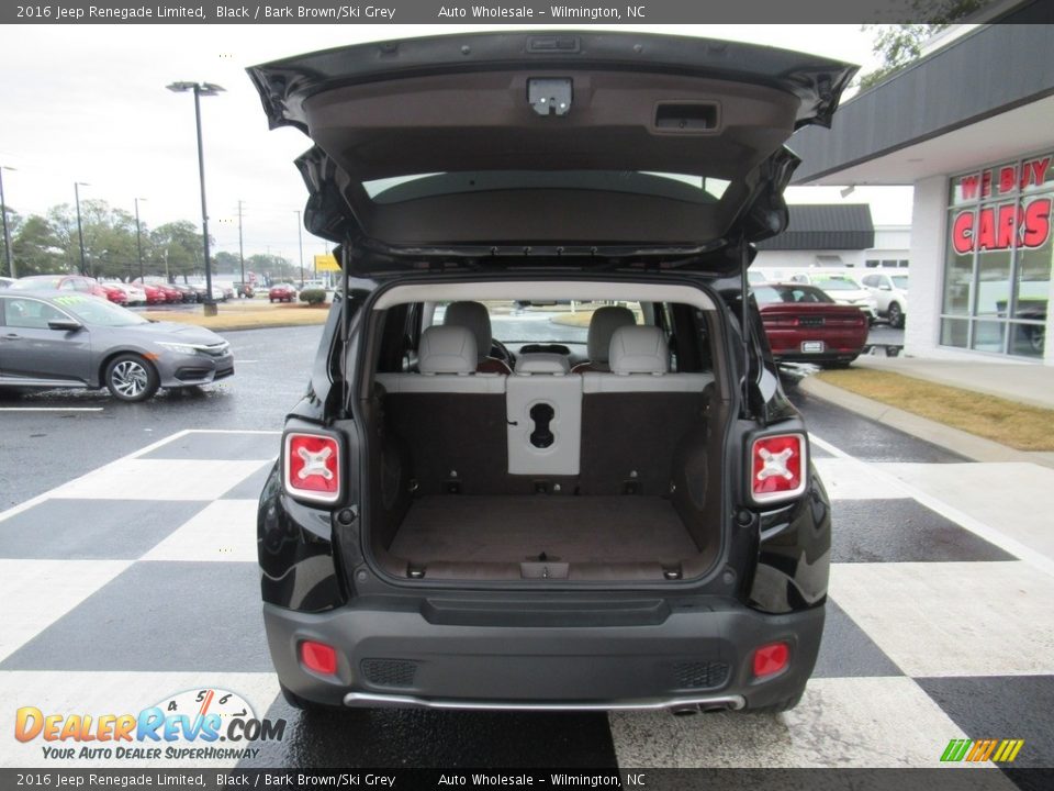 2016 Jeep Renegade Limited Black / Bark Brown/Ski Grey Photo #5