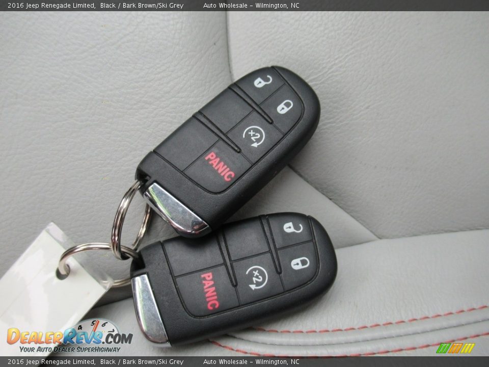 2016 Jeep Renegade Limited Black / Bark Brown/Ski Grey Photo #20