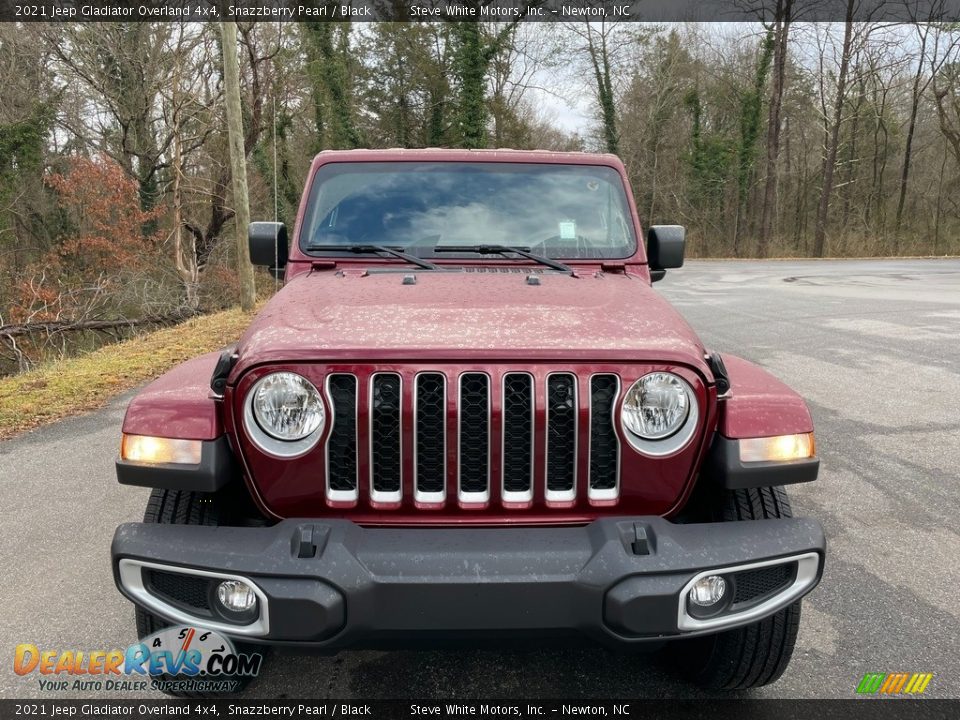 2021 Jeep Gladiator Overland 4x4 Snazzberry Pearl / Black Photo #3