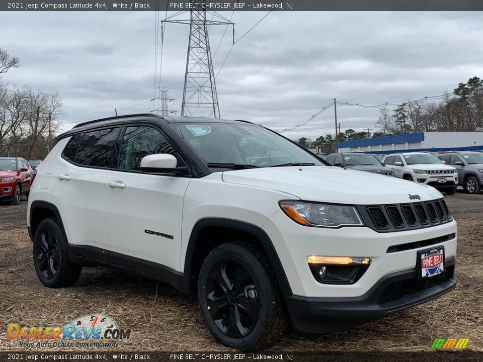 2021 Jeep Compass Latitude 4x4 White / Black Photo #1