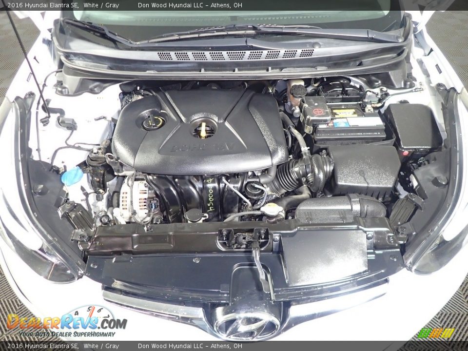 2016 Hyundai Elantra SE White / Gray Photo #6