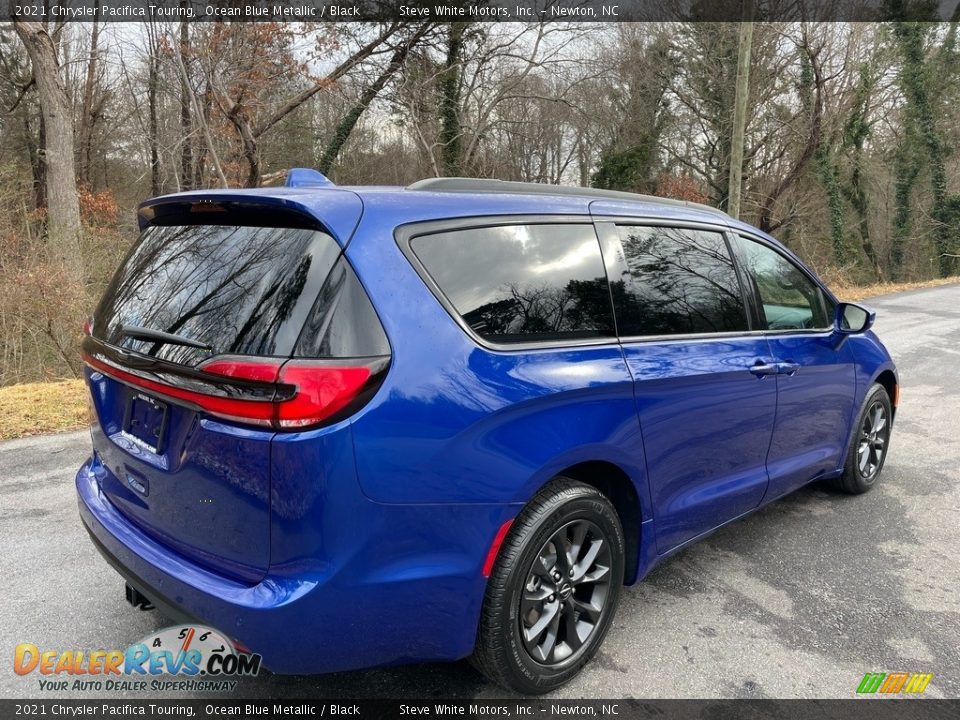 2021 Chrysler Pacifica Touring Ocean Blue Metallic / Black Photo #6