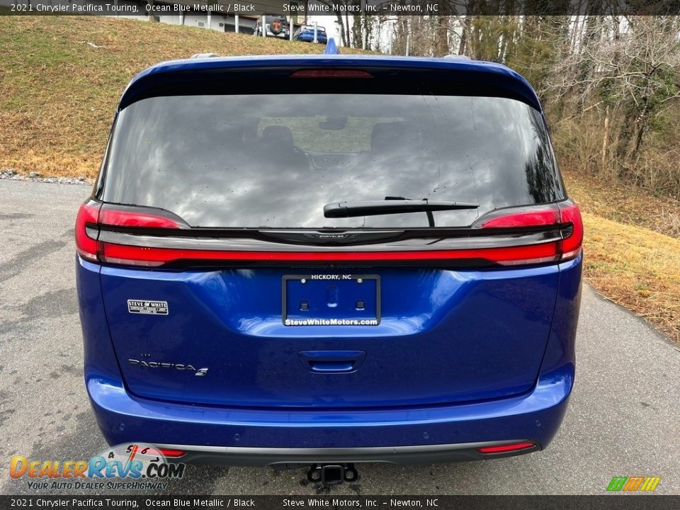 2021 Chrysler Pacifica Touring Ocean Blue Metallic / Black Photo #7