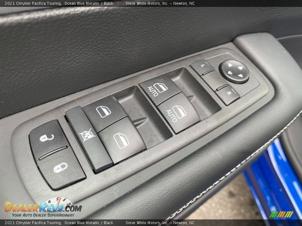 2021 Chrysler Pacifica Touring Ocean Blue Metallic / Black Photo #11