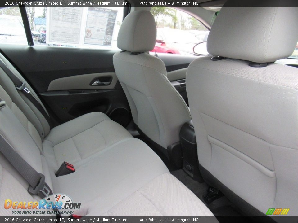 2016 Chevrolet Cruze Limited LT Summit White / Medium Titanium Photo #14
