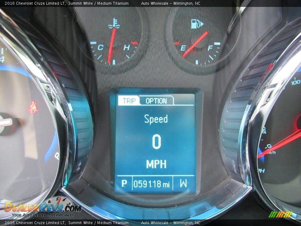 2016 Chevrolet Cruze Limited LT Summit White / Medium Titanium Photo #16