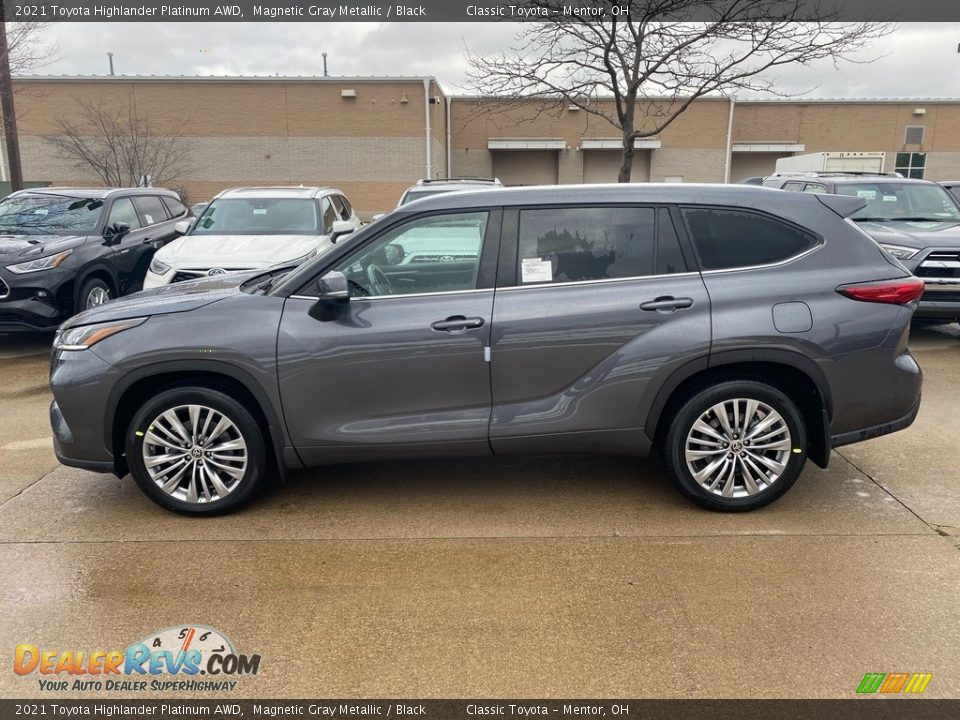 Magnetic Gray Metallic 2021 Toyota Highlander Platinum AWD Photo #1