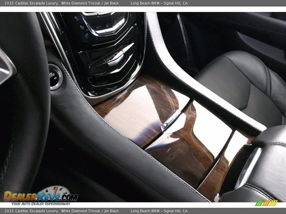 2015 Cadillac Escalade Luxury White Diamond Tricoat / Jet Black Photo #16