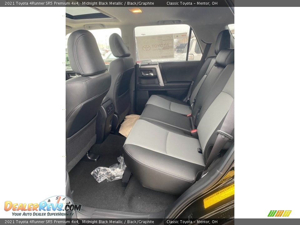 2021 Toyota 4Runner SR5 Premium 4x4 Midnight Black Metallic / Black/Graphite Photo #3