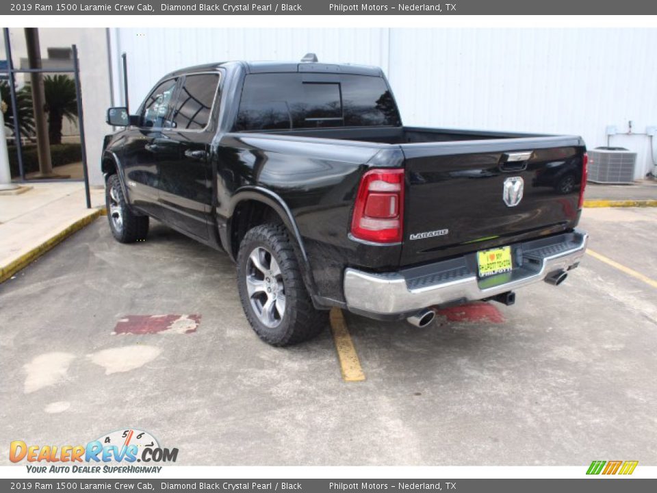 2019 Ram 1500 Laramie Crew Cab Diamond Black Crystal Pearl / Black Photo #6