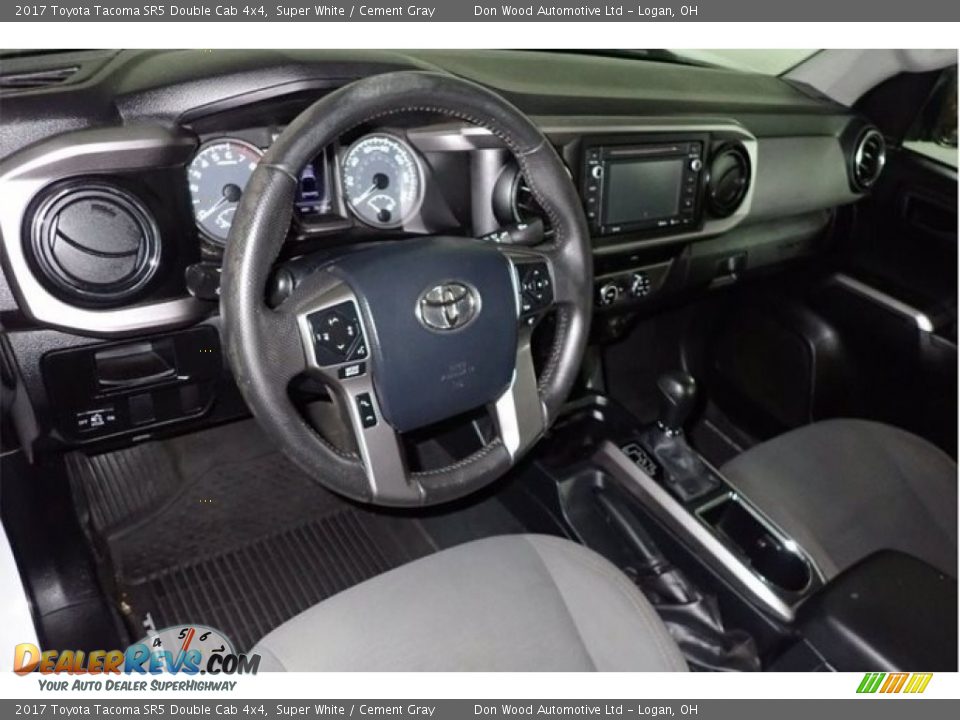 2017 Toyota Tacoma SR5 Double Cab 4x4 Super White / Cement Gray Photo #16