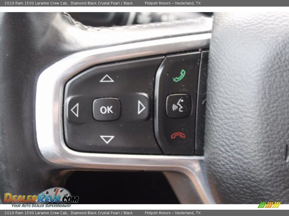 2019 Ram 1500 Laramie Crew Cab Diamond Black Crystal Pearl / Black Photo #12