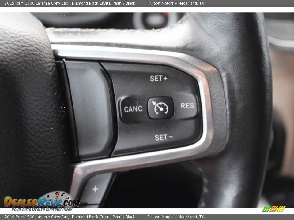 2019 Ram 1500 Laramie Crew Cab Diamond Black Crystal Pearl / Black Photo #13