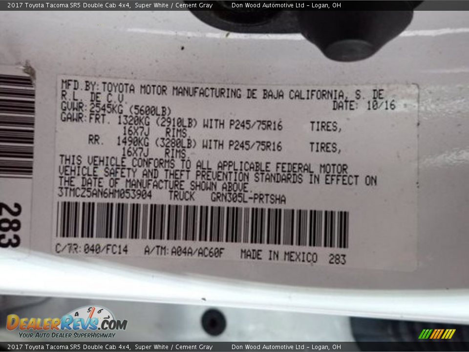 2017 Toyota Tacoma SR5 Double Cab 4x4 Super White / Cement Gray Photo #27