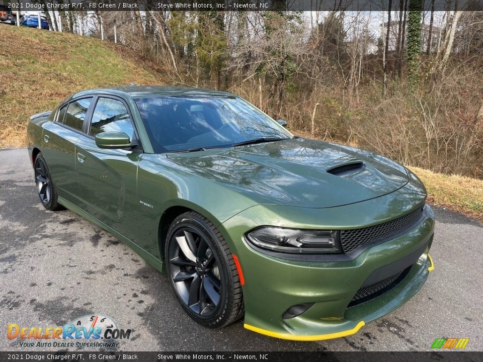 Front 3/4 View of 2021 Dodge Charger R/T Photo #4