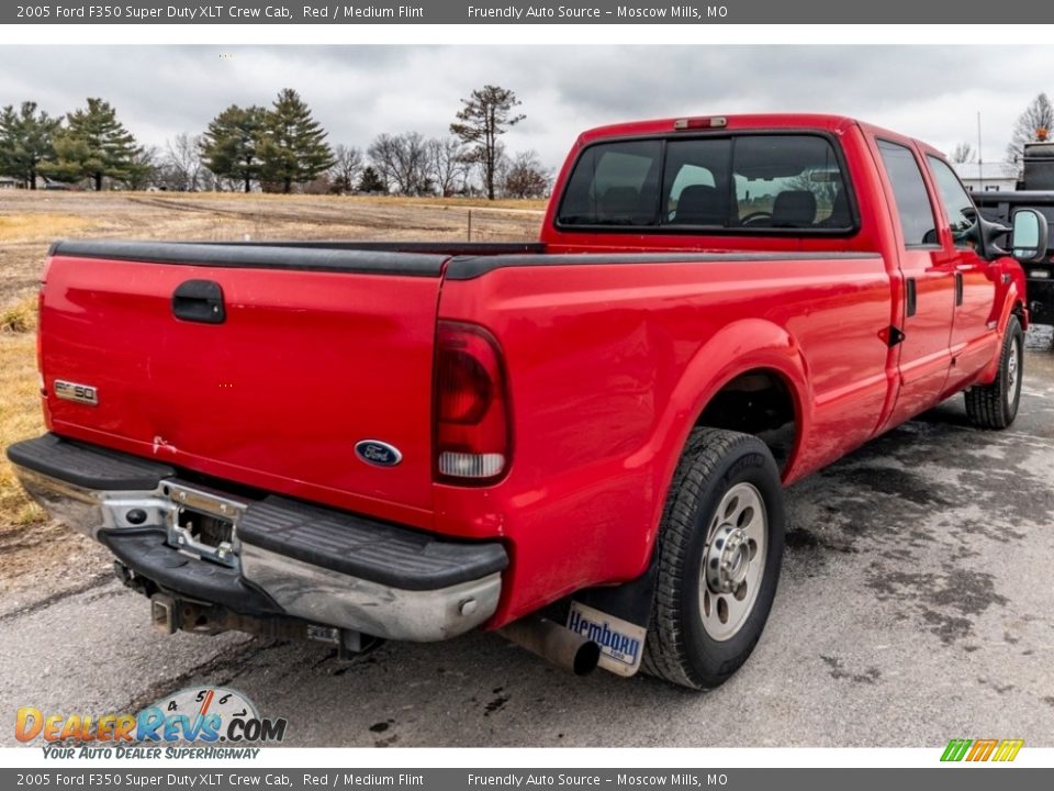 2005 Ford F350 Super Duty XLT Crew Cab Red / Medium Flint Photo #4