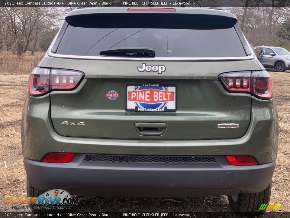 2021 Jeep Compass Latitude 4x4 Olive Green Pearl / Black Photo #7