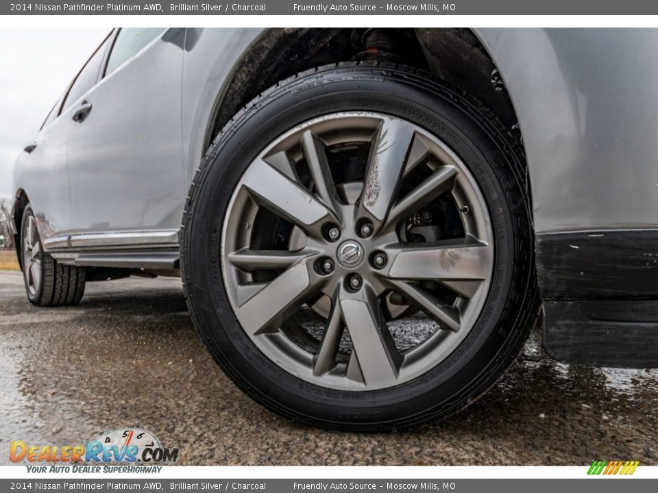 2014 Nissan Pathfinder Platinum AWD Brilliant Silver / Charcoal Photo #2