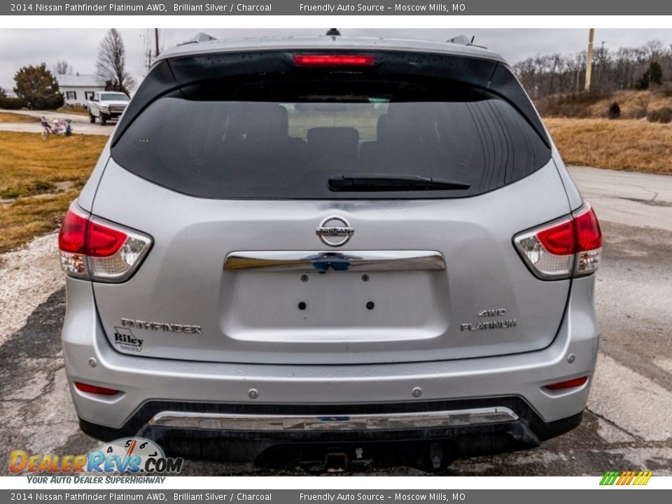 2014 Nissan Pathfinder Platinum AWD Brilliant Silver / Charcoal Photo #5